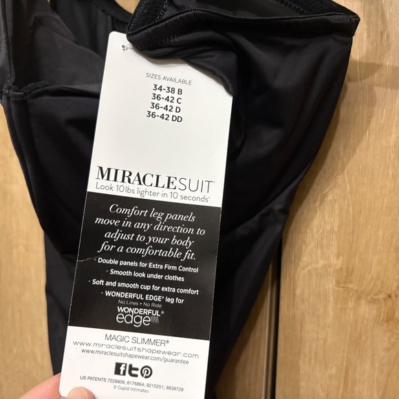 NWT Miraclesuit Bodysuit Womens 42 DD Body Briefer Underwire Black Adjustable - Picture 6 of 8